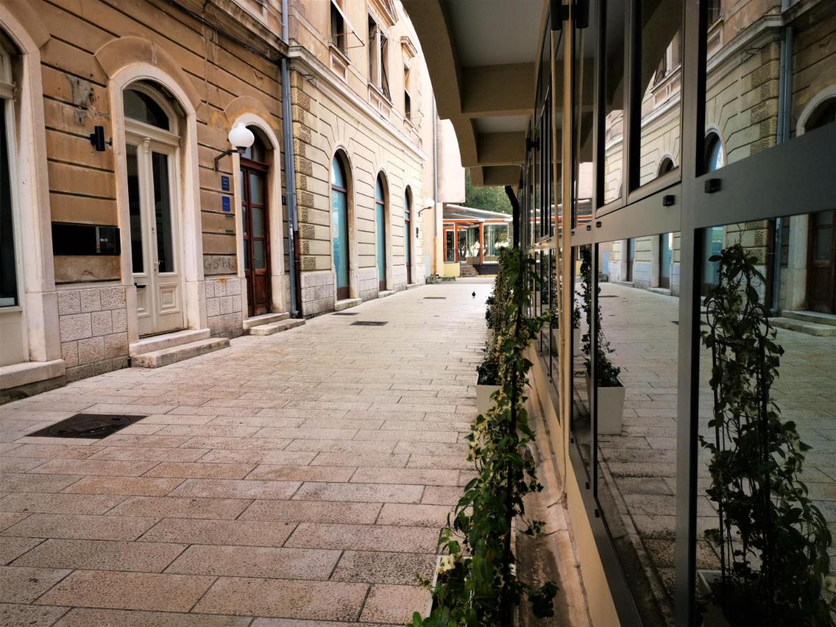 Prokonzul 2Br Apartment In Old Town Zadar Eksteriør billede