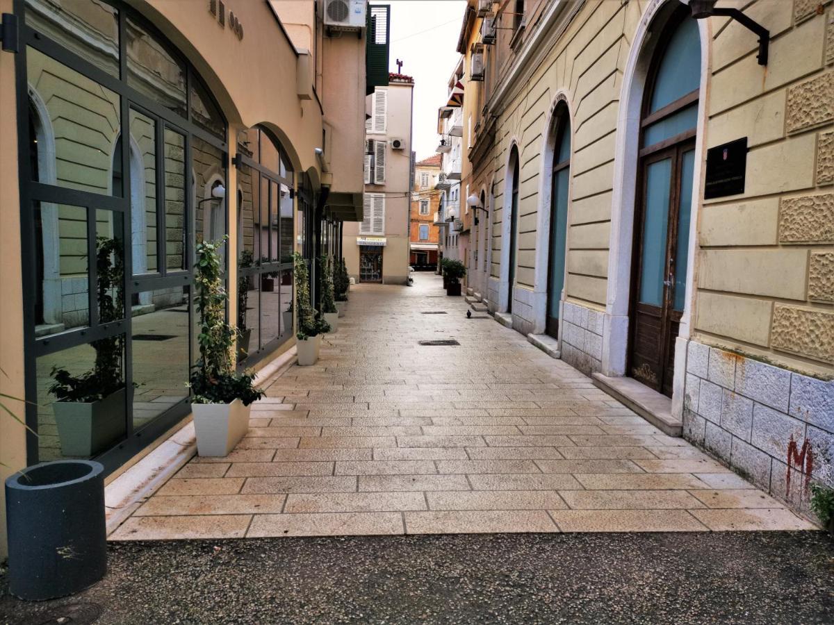 Prokonzul 2Br Apartment In Old Town Zadar Eksteriør billede